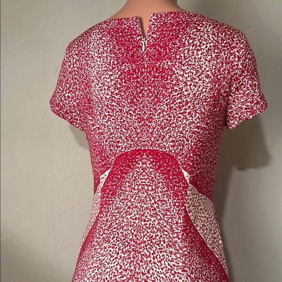 ESCADA orchid print silk sheath dress short Sleeve lined Size 36 (6) - Picture 11 of 15